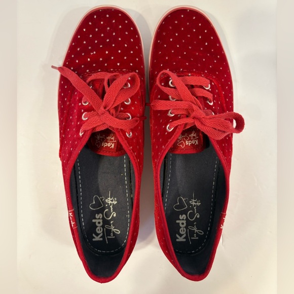 Keds Taylor Swift red velvet rhinestone accented tour sneakers size 8.5 - Picture 10 of 13